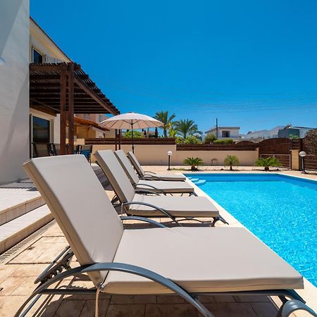 Atlantica 4 Bedroom Villa Near The Beach Protaras Exterior photo